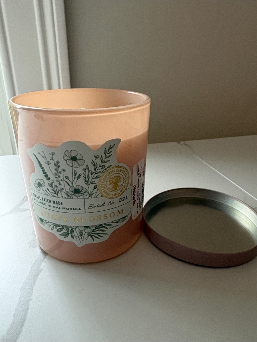 Guava Blossom Scented Jar Candle - Soft Pink
